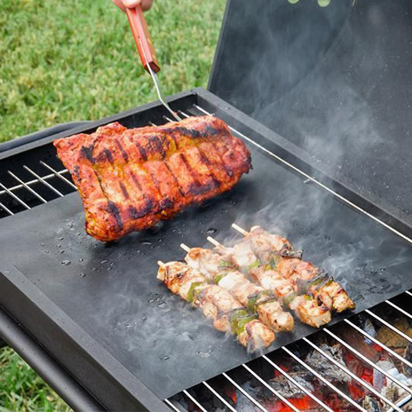 Chef's Non-Stick BBQ Grill Mat – Effortless Grilling & Easy Cleanup