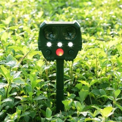 Solar-Powered Ultrasonic Snake Repeller