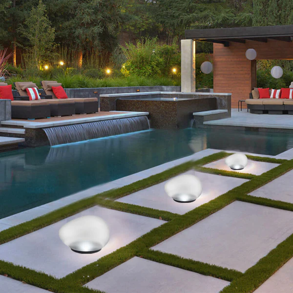 Solar Pebble LED Outdoor Landscape Light with Sandblasted Glass and ABS Housing