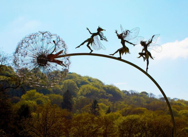 Perfect Wonderland Garden Decoration: Dancing Naughty Spirits
